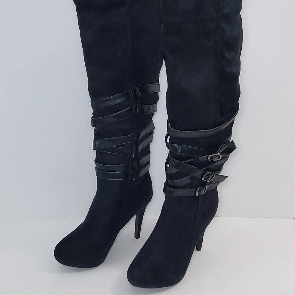 Twisted Boots - Picture 5 of 12